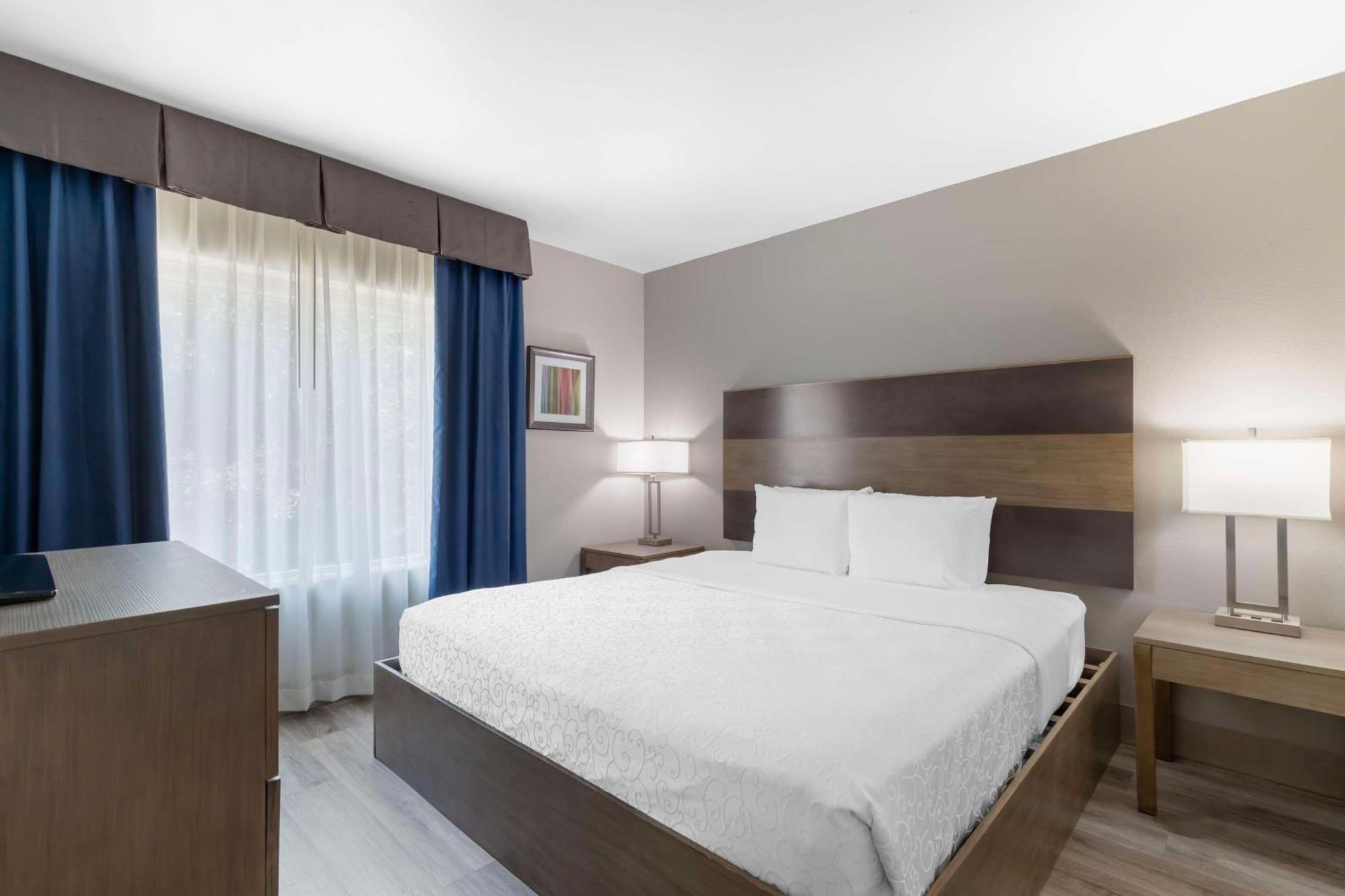 Best Western Plus Downtown North Сан Антонио Екстериор снимка