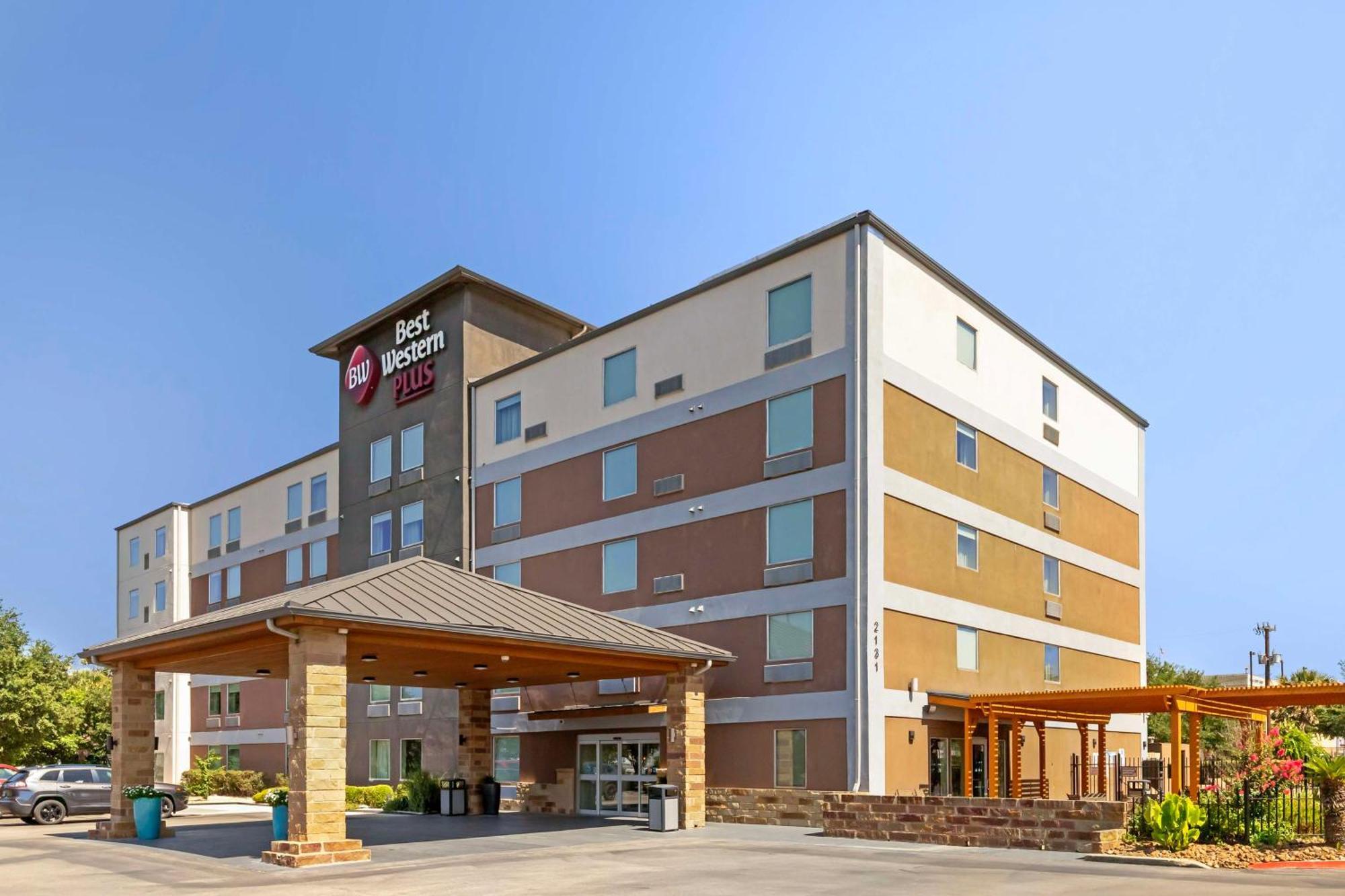 Best Western Plus Downtown North Сан Антонио Екстериор снимка
